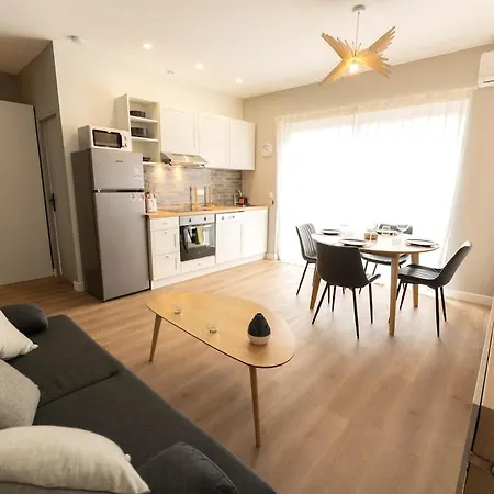 Ak Superb 3p Sea View, Close To Old Town Apartment Antibes