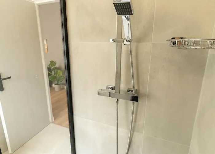 Ak Superb 3p Sea View, Close To Old Town Apartman *